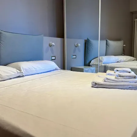 Apartament Panoramico 2-4 Persone Metro Cornelia Rzym