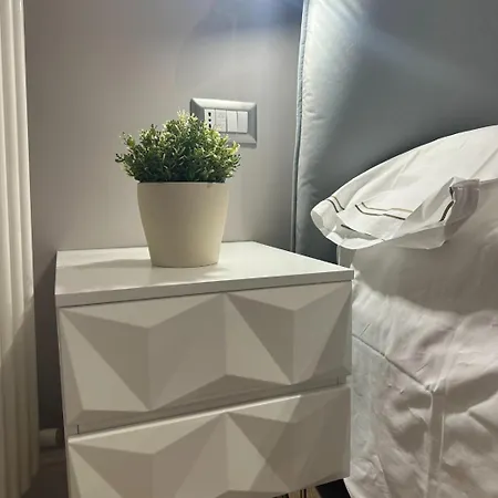 Panoramico 2-4 Persone Metro Cornelia Apartament