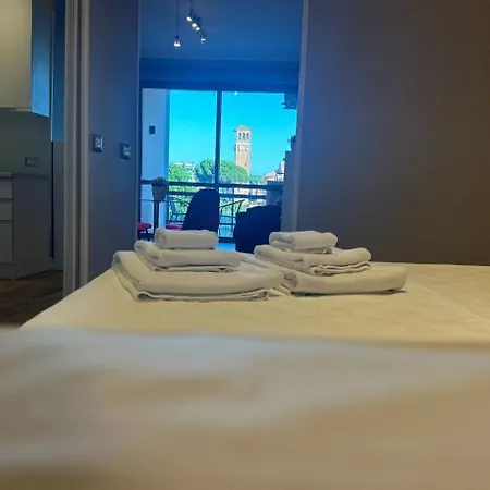 Panoramico 2-4 Persone Metro Cornelia * Rzym