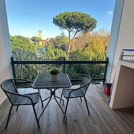 Panoramico 2-4 Persone Metro Cornelia 公寓 *